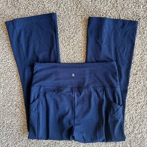 Lou & Grey Cropped Bootcut Leggings